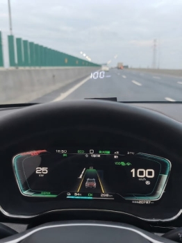 HUD kính lái BYD Seal